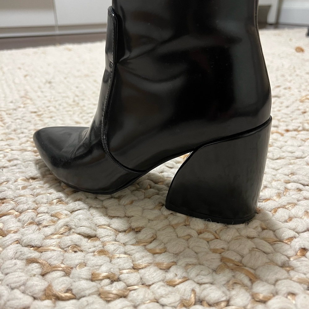 Jeffery Campbell patent leather bootie - Picture 1 of 3